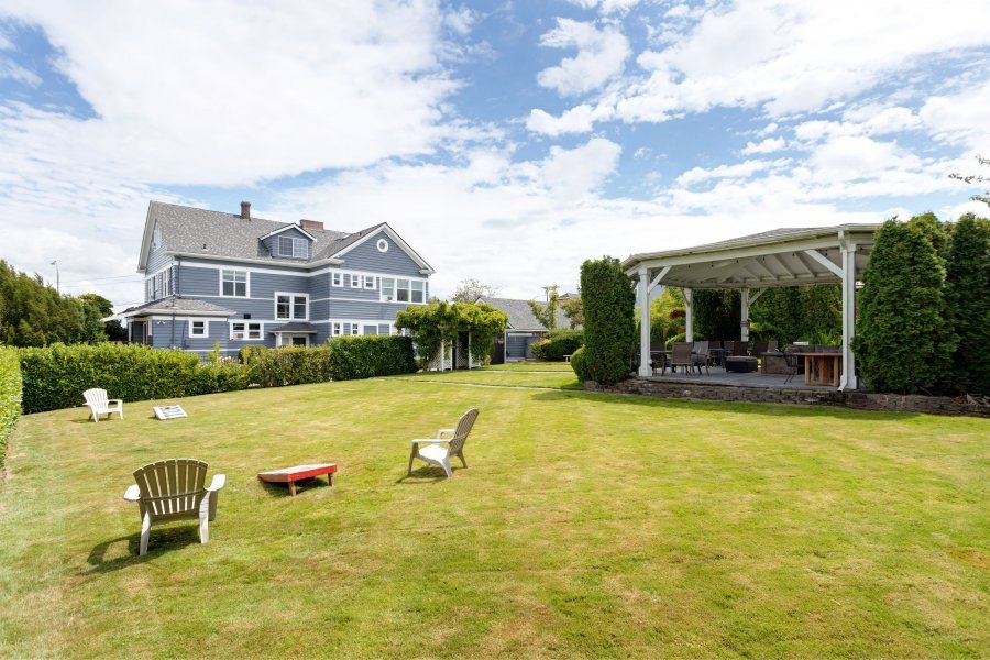 Take a Photo Tour of Nantucket Inn